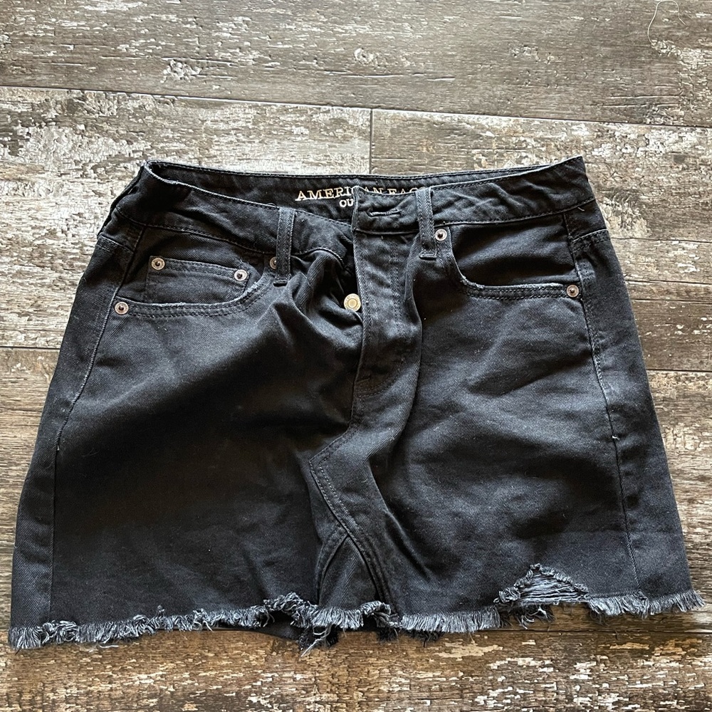 American eagle black skirt